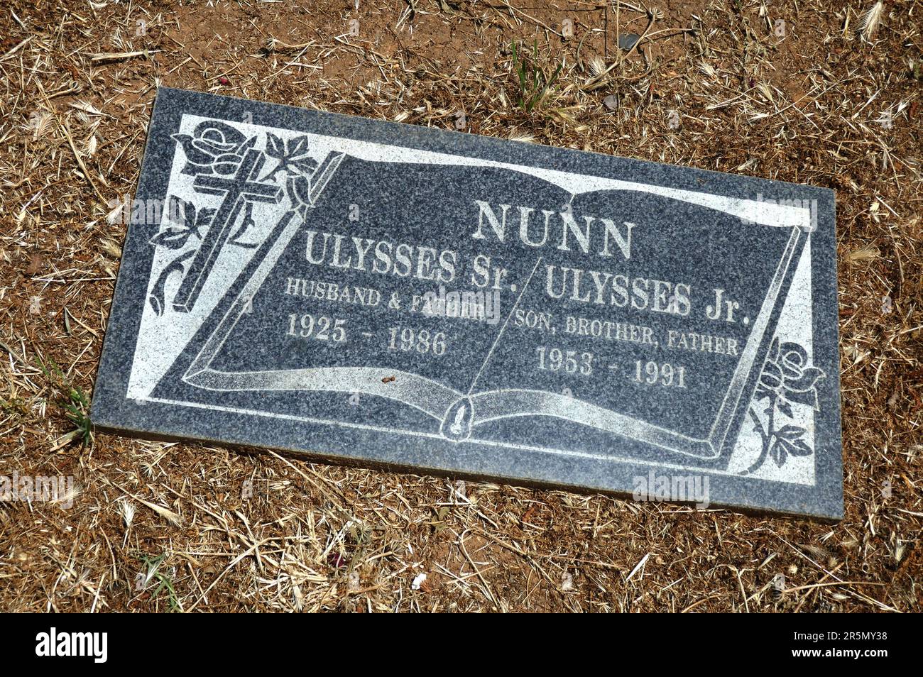 Los Angeles, California, USA 3rd June 2023 Singer Bobby Nunn Grave in