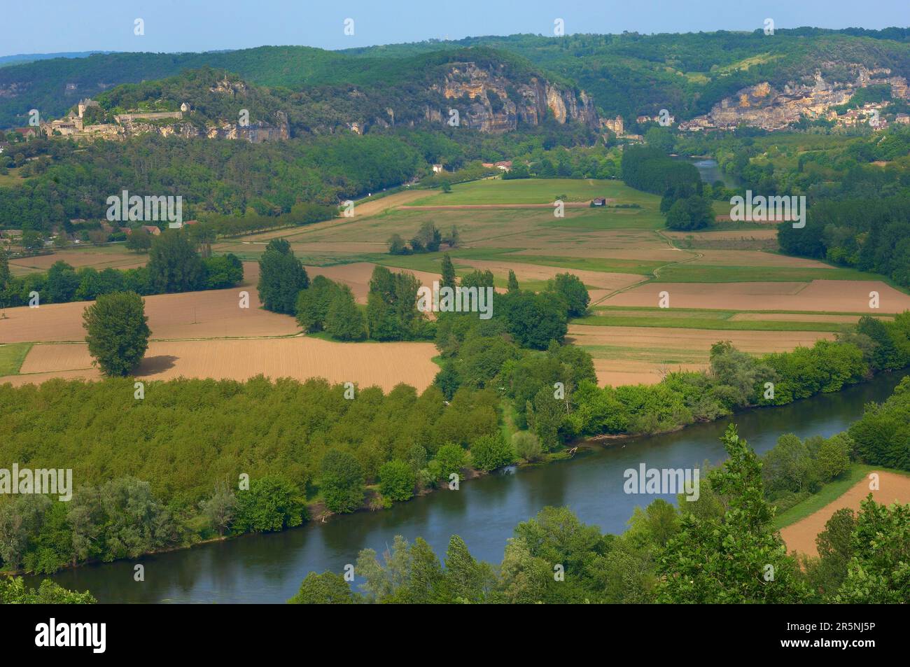 Castelnaud, Dordogne River, Castelnaud la Chapelle, Perigord, Dordogne Valley, Perigord Noir, Aquitaine, France Stock Photo