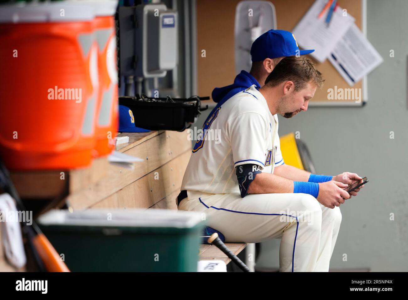 Seattle Mariners designated hitter Cal Raleigh (29) celebrates