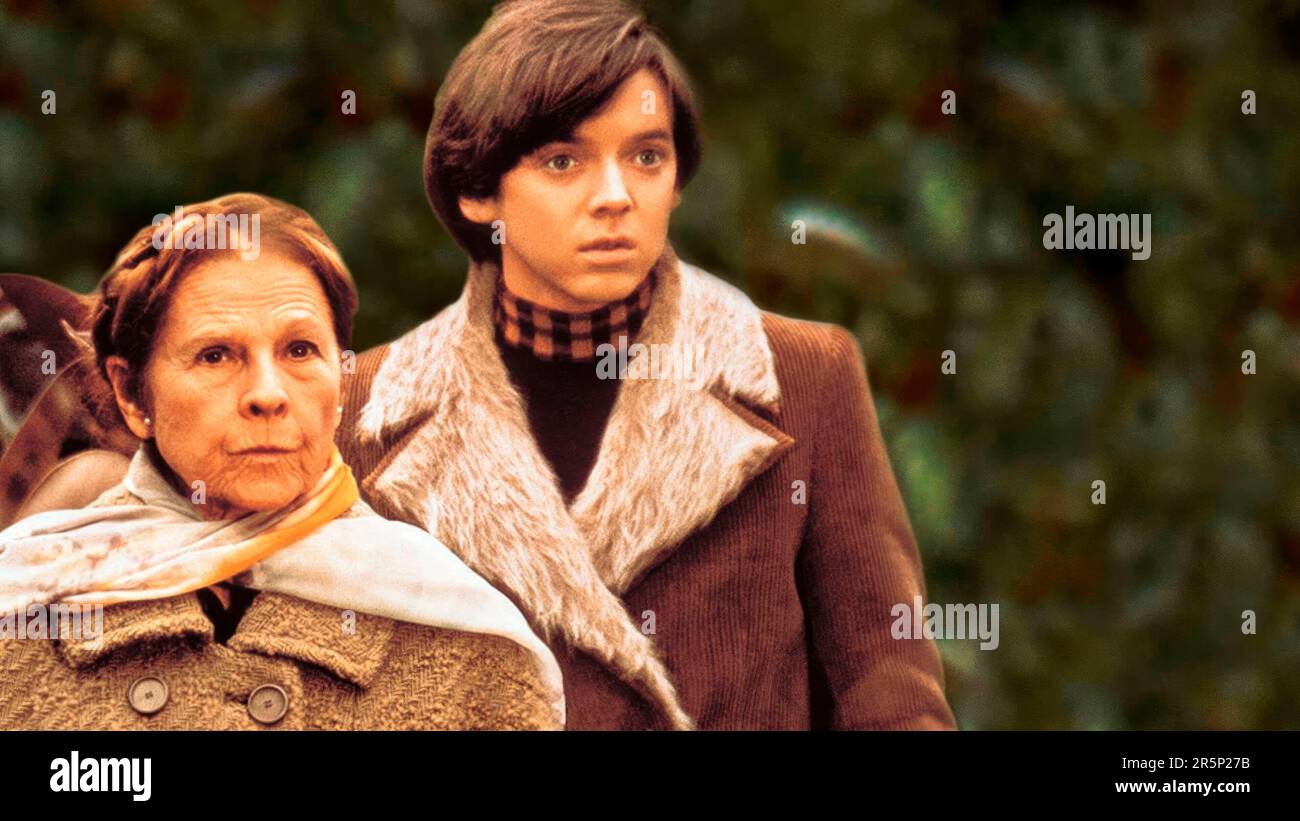 RUTH GORDON and BUD CORT in HAROLD AND MAUDE (1971), directed by HAL ...