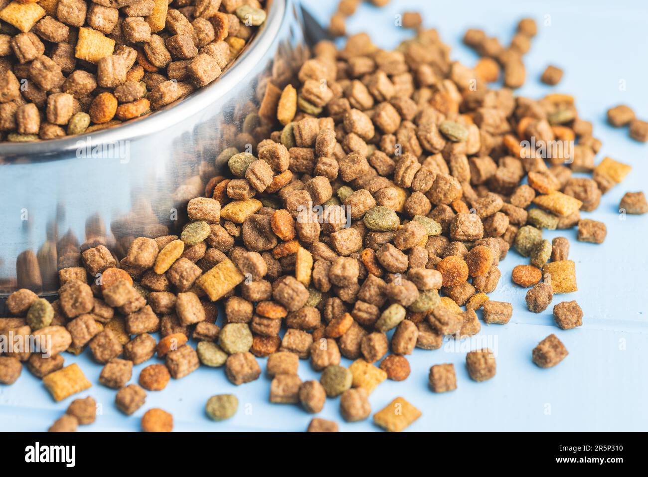 Food dog hi-res stock photography and images - Alamy