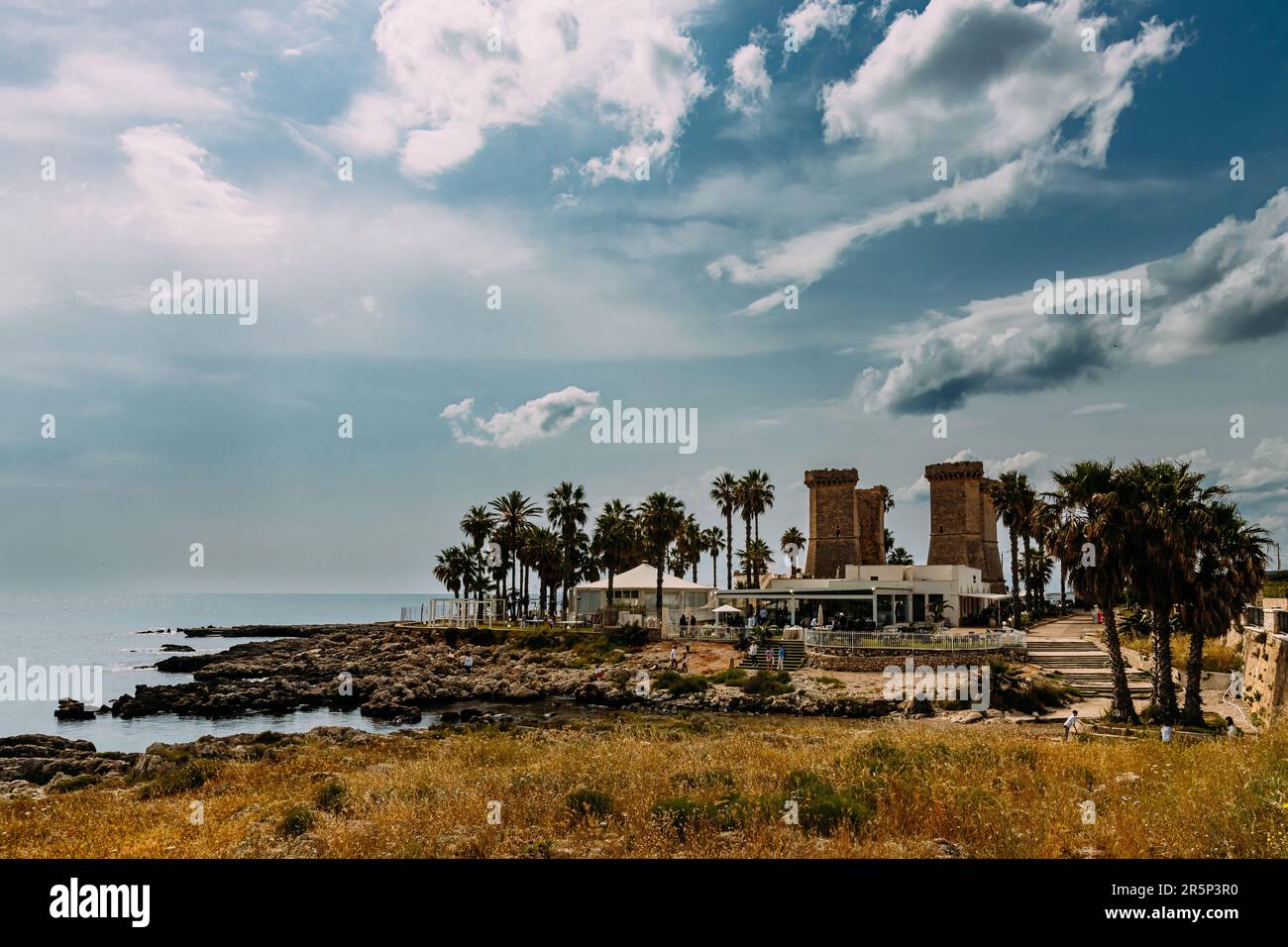 The Four Columns a fortified building built to protect the predators of
