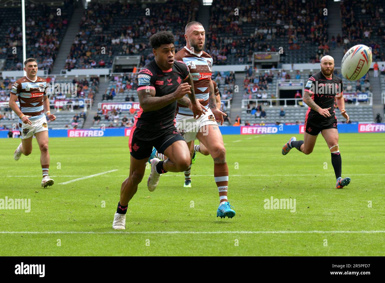 Betfred Super League Rugby, Magic Weekend, St James Park, Newcastle, Sunday 4th June 2023, St Helens 48 - 6 Huddersfield Giants, United Kingdom Stock Photo