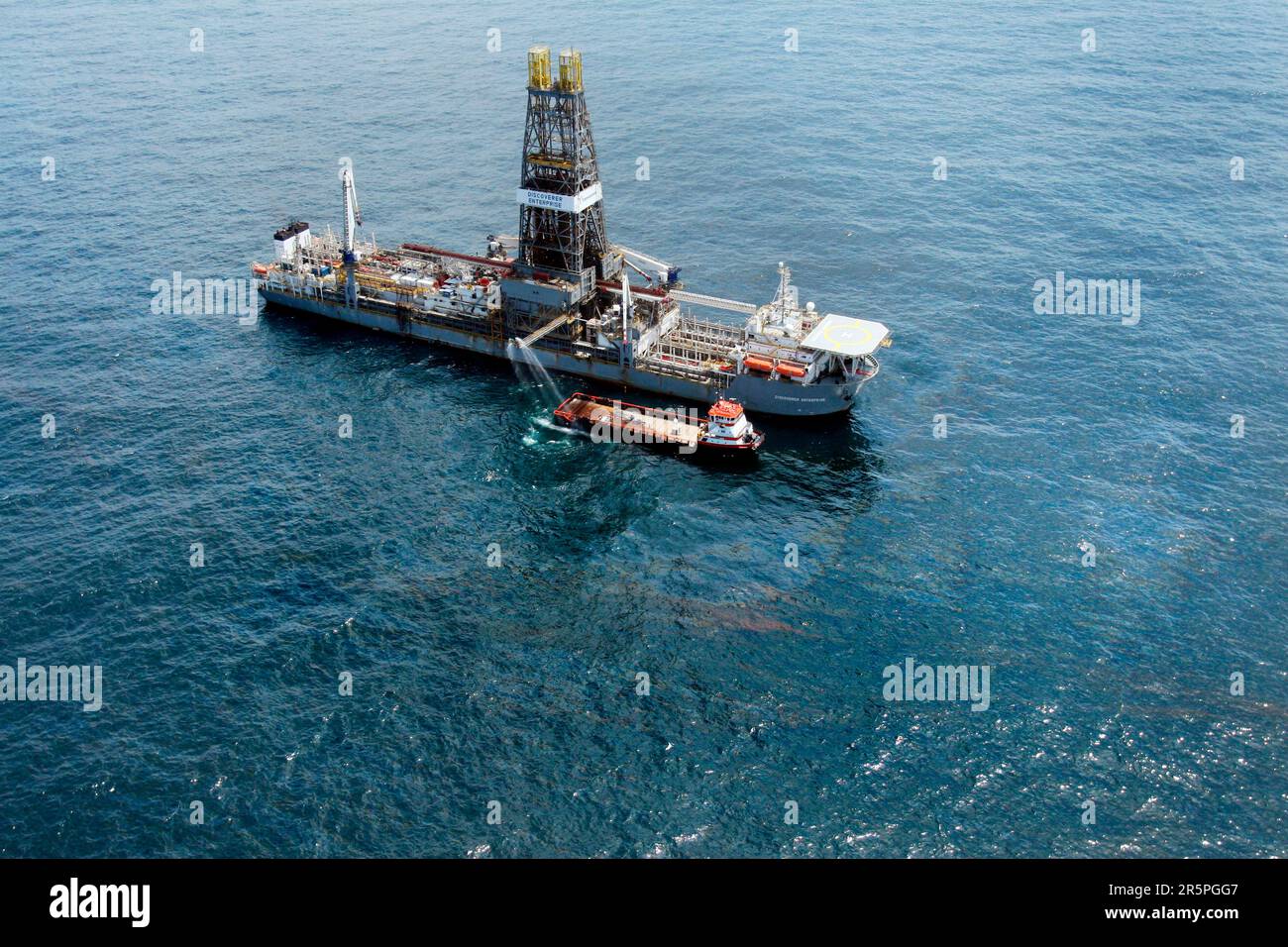 Aerial view of oil rig in the Gulf of Mexico off the coast of Louisiana