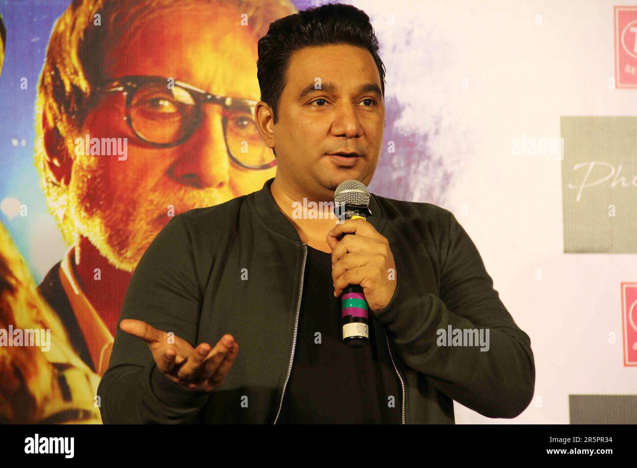 Ahmed Khan Hi res Stock Photography And Images Alamy Ahmed Khan Hi res Stock Photography And Images Alamy