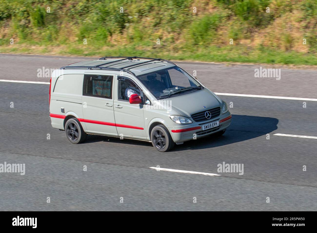 Mercedes benz vito hi-res stock photography and images - Alamy