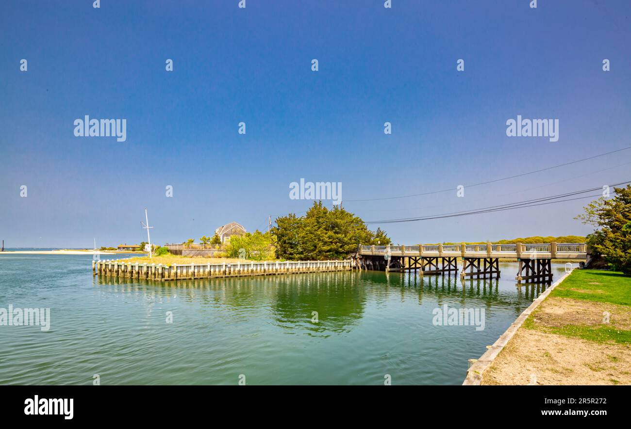 bridge on towd point road in southampton, ny Stock Photo Alamy