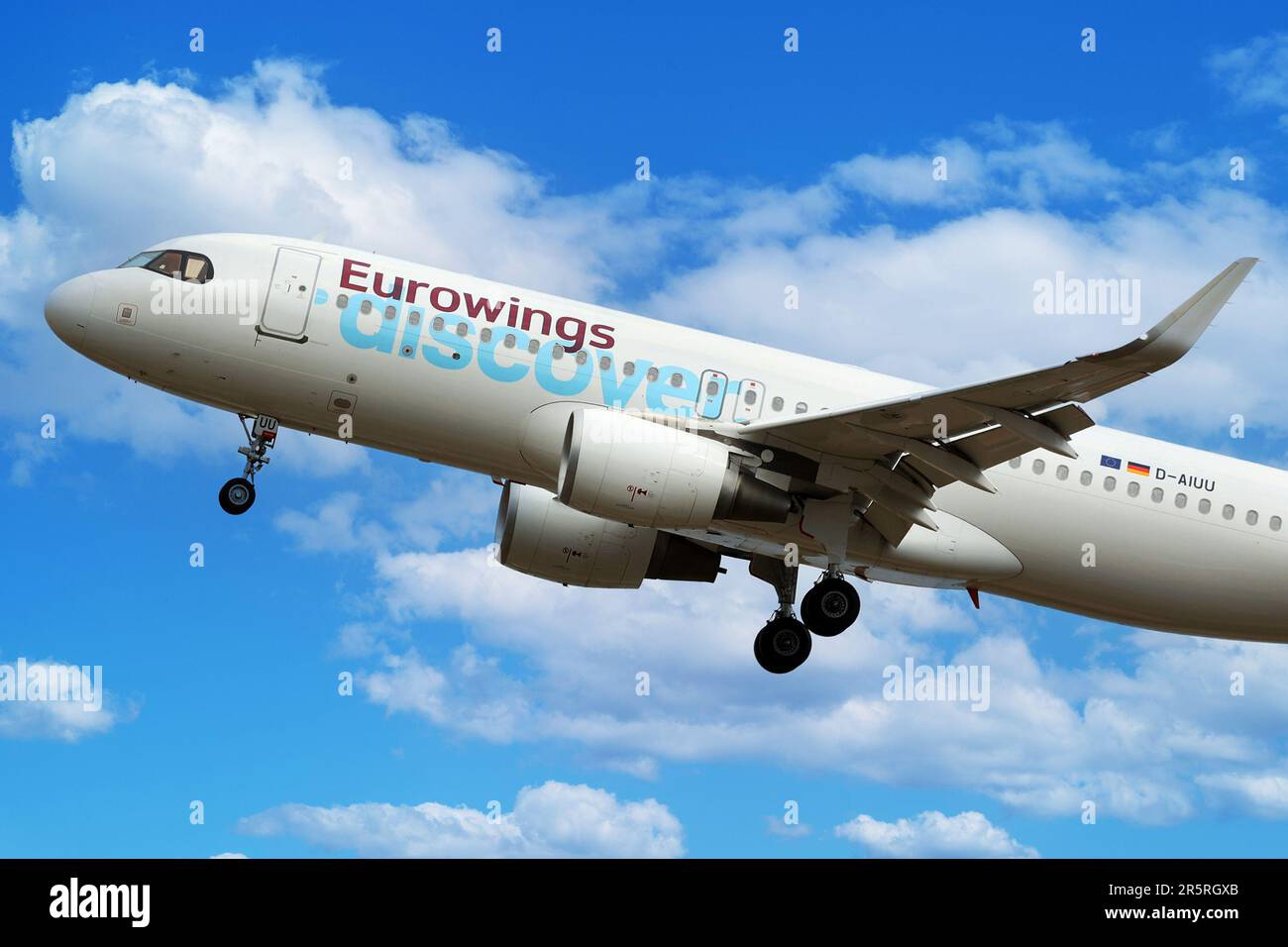 EUROWINGS THE GERMAN CARRIER INCREASES FLIGHTS TO AND FROM SICILY In ...