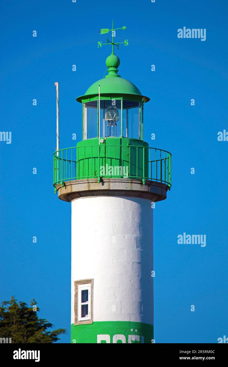 Typical Lighthouse France, Finistere, Clohars Carnoet, the downstream lighthouse of Doelan ...