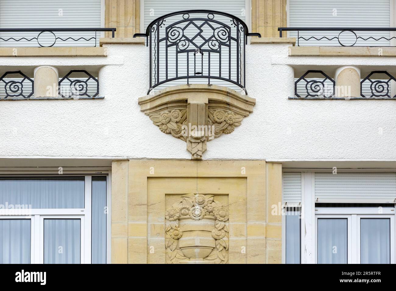 Built in 1928 france hires stock photography and images Alamy