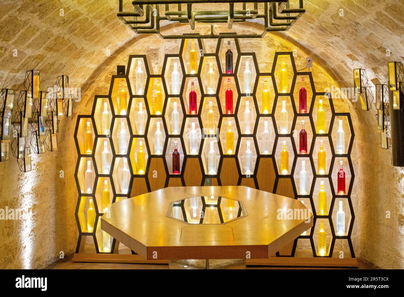 France, Paris, Les Caves du Louvre, wine cellar and tasting Stock Photo