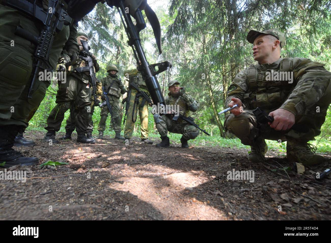 Moscow region. Krasnogorsk. Former Alfa commando Ilya Shadrikov (right ...