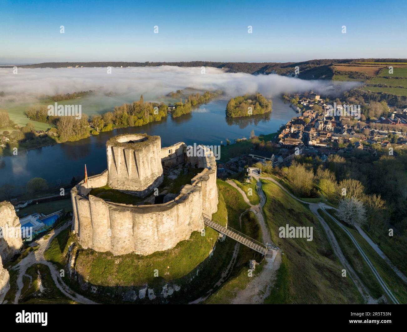 France, Eure, Les Andelys, Chateau Gaillard, 12th century fortress built by Richard Coeur de Lion, Seine valley (aerial view) Stock Photo