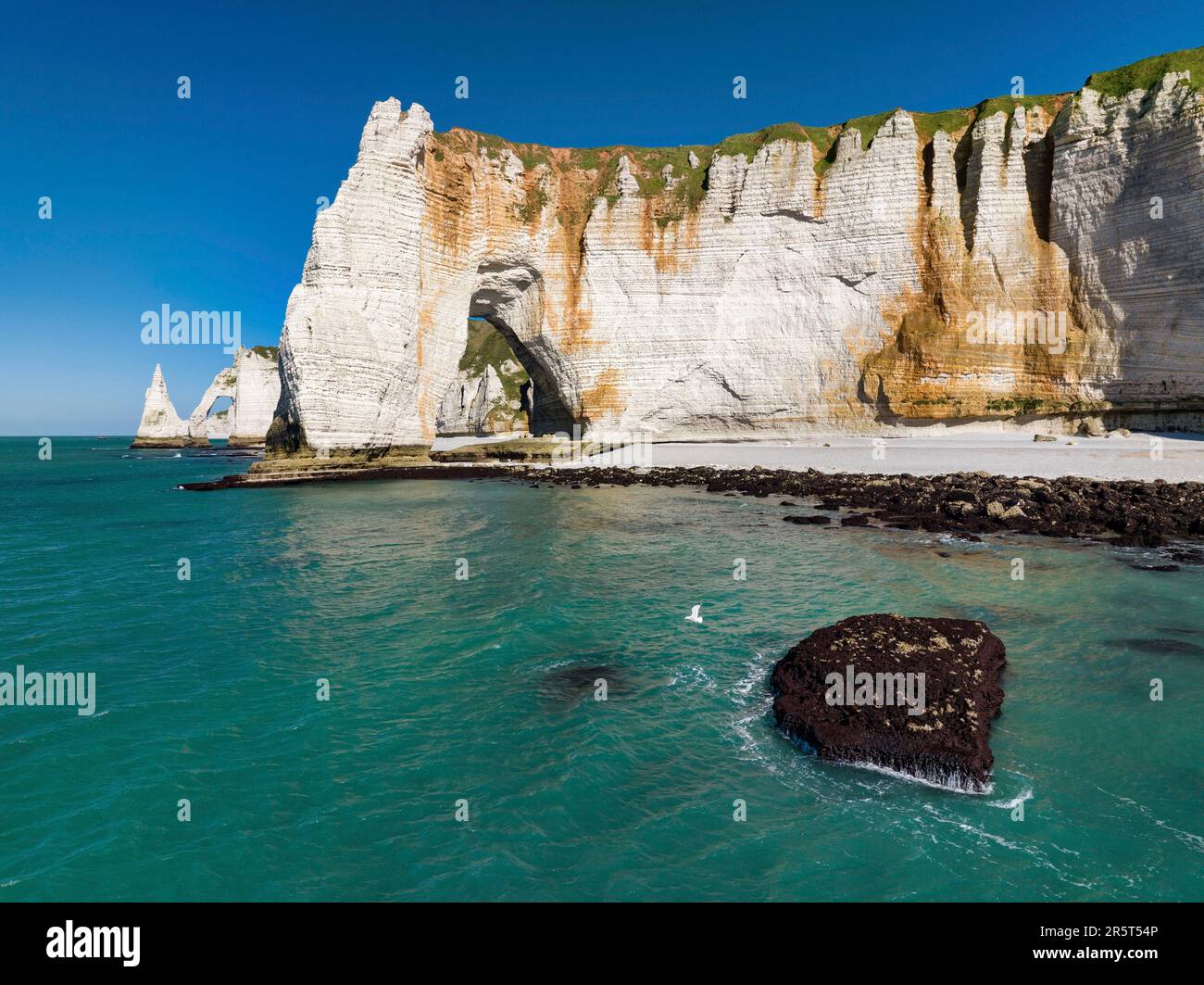 France, Seine Maritime, Etretat, Cote d'Abatre, the Manneporte, arch and needle (aerial view) Stock Photo