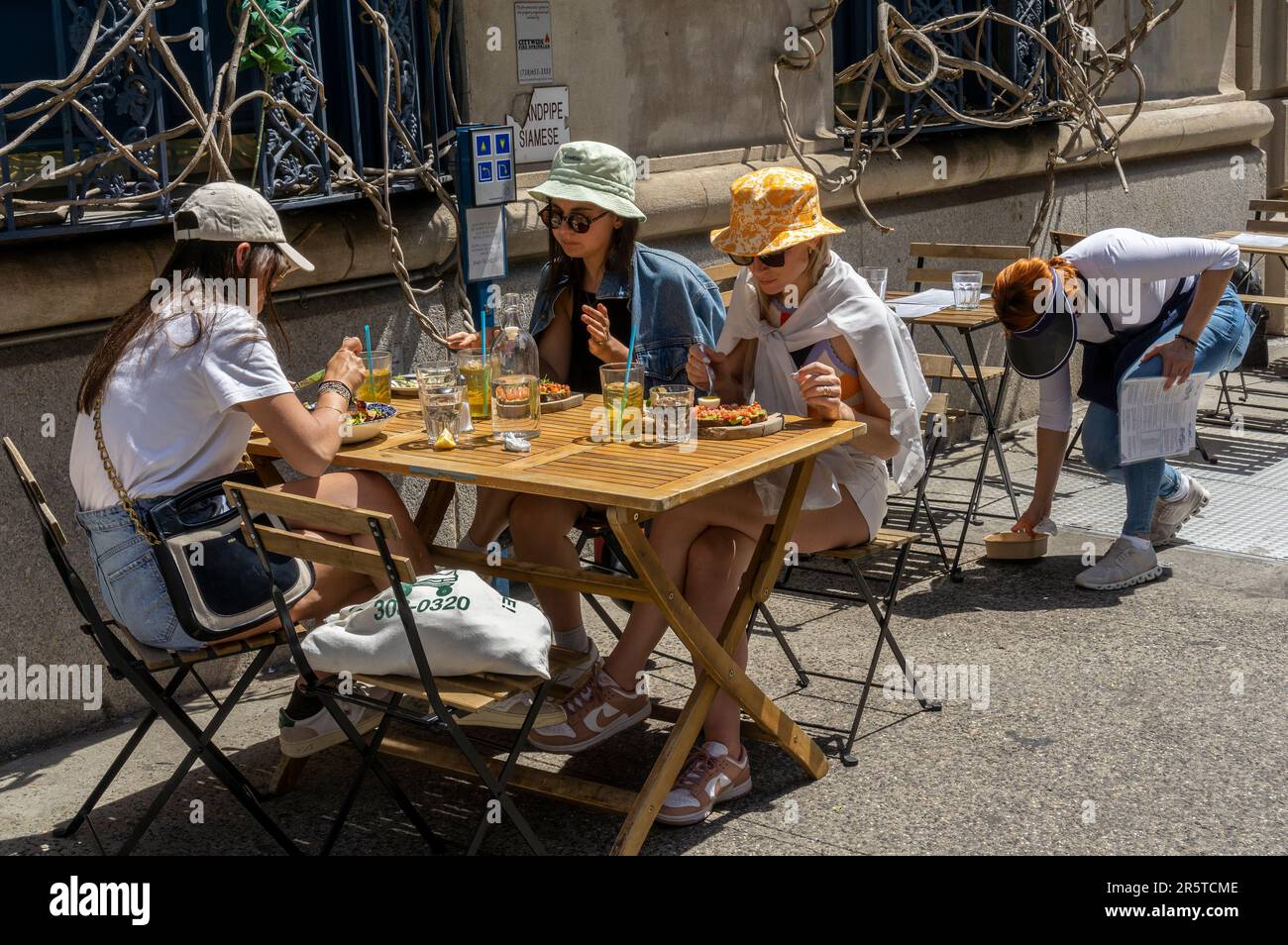 Al fresco dining in the Greenwich Village neighborhood of New York on