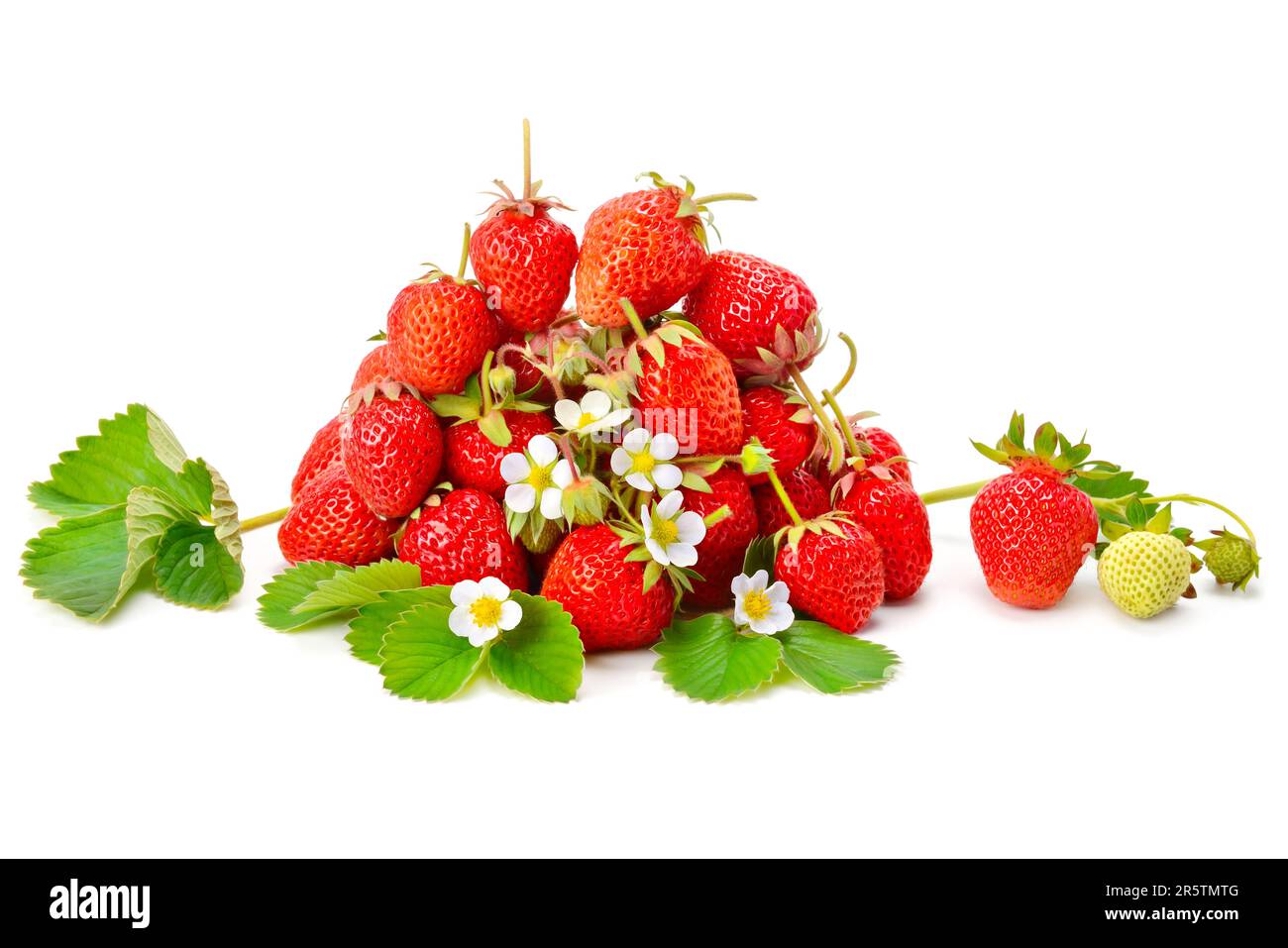 Group of strawberries hi-res stock photography and images - Alamy