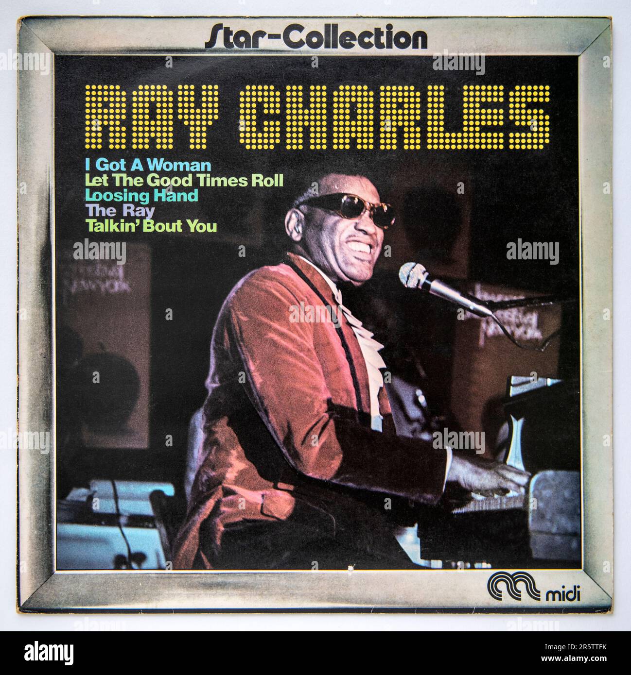 LP cover of the Star Collection compilation album by Ray Charles, which