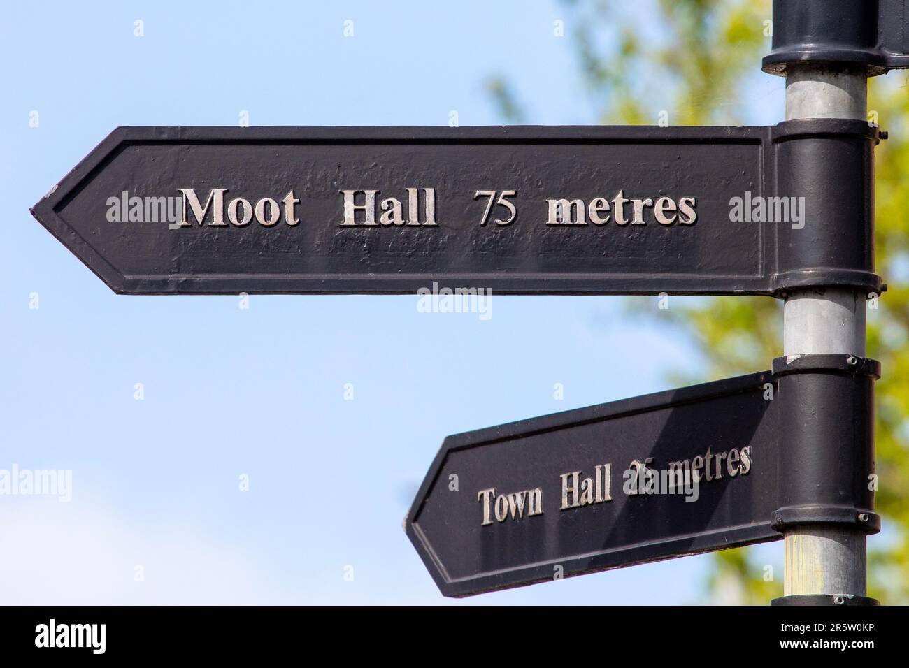 A signpost showing the direction to the Moot Hall in the town of Maldon