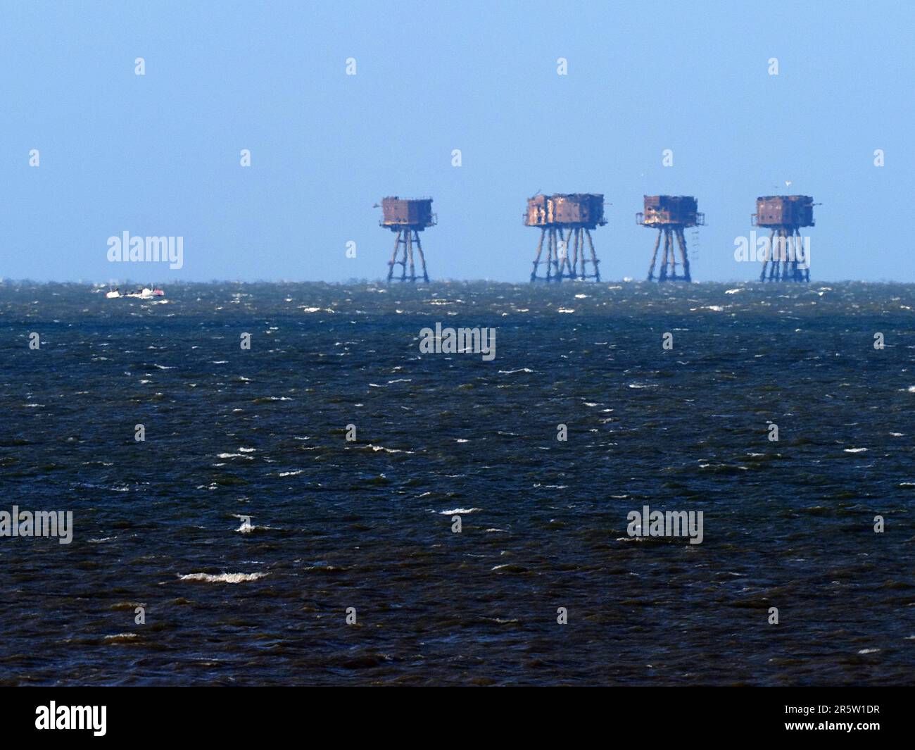 Warden Bay, Kent, UK. 5th June, 2023. An all-female ocean rowing team ...