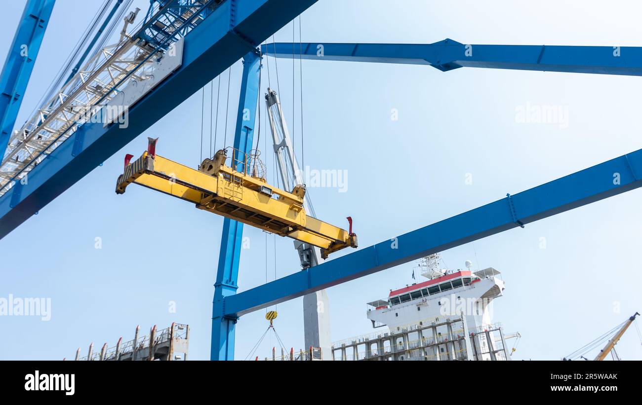 Cargo crane prepared to load products for export and import to an ...
