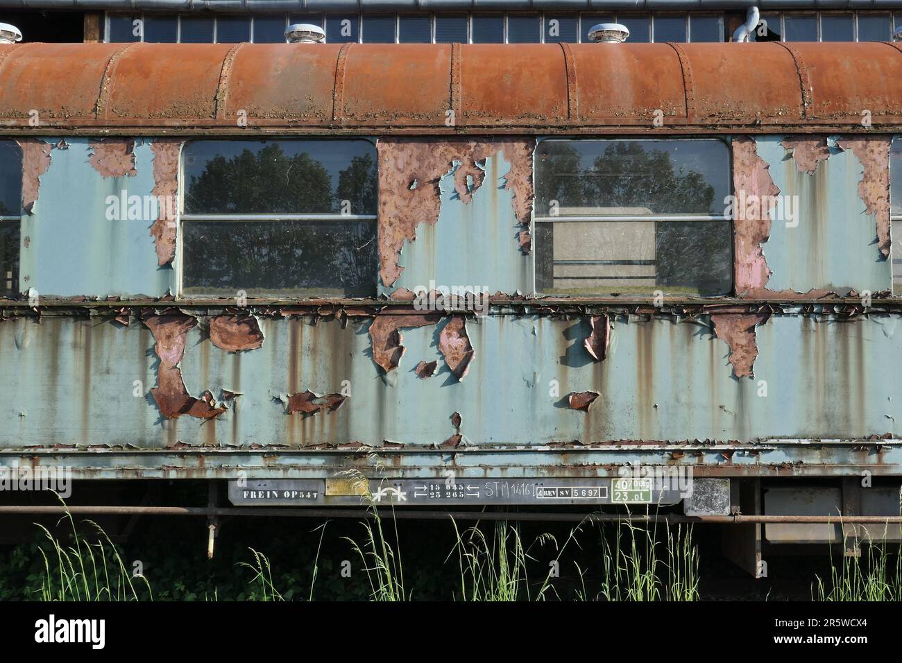 Historischer Eisenbahnkran 'Diplodocus', Begleitfahrzeuge // Historic Railroad Crane 'Diplodocus', Crew Waggons Stock Photo