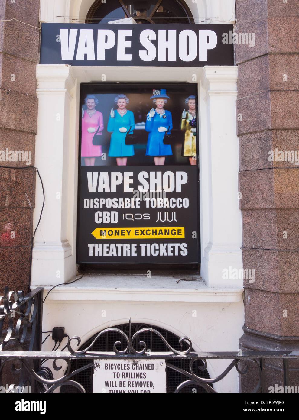 Money exchange shop london hires stock photography and images Alamy