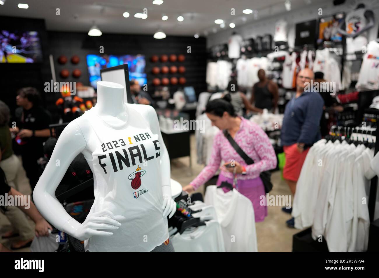 Dadeland Mall, Shopping mall in Miami, Florida in 2023