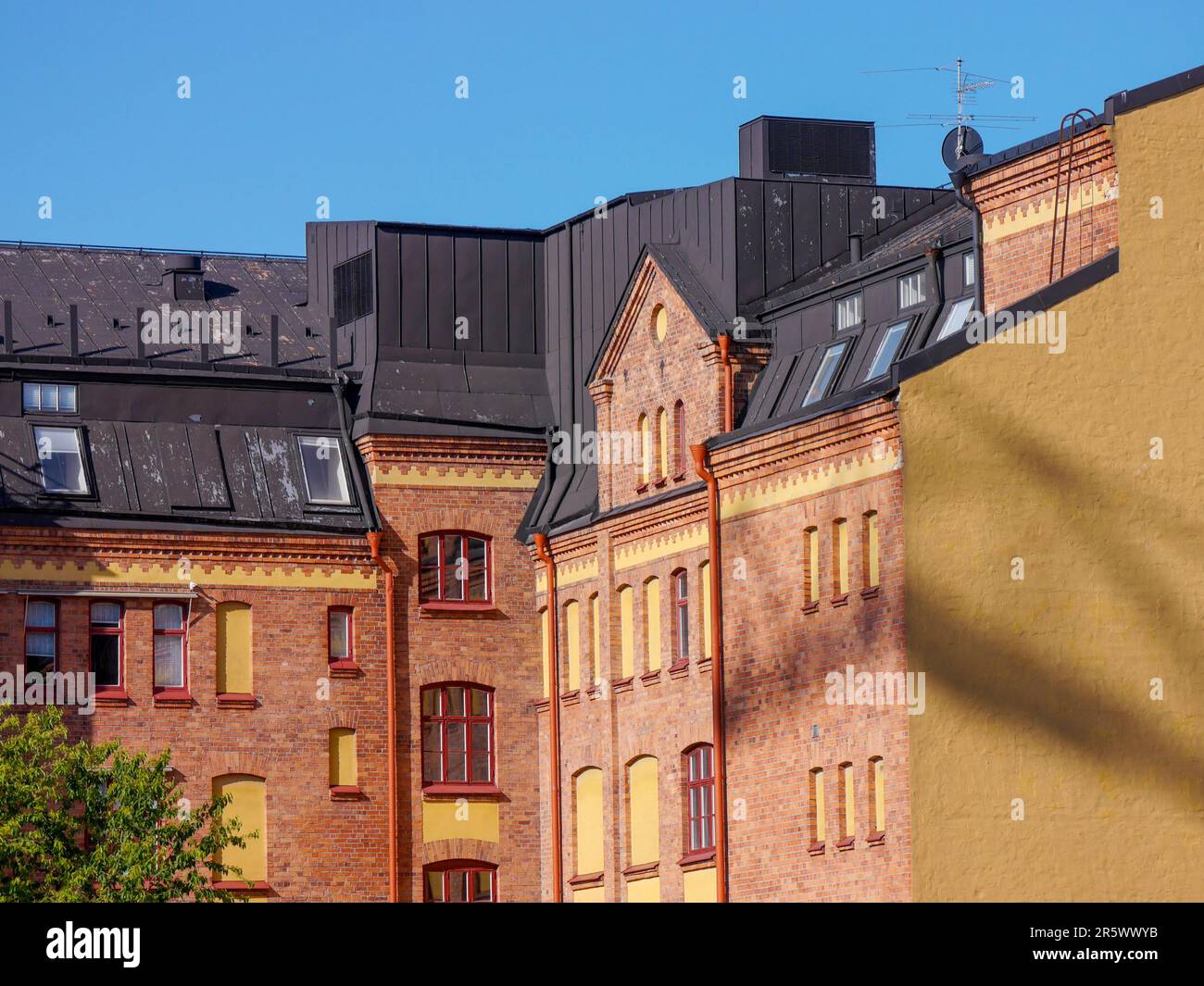 Old brick building against hi-res stock photography and images - Alamy