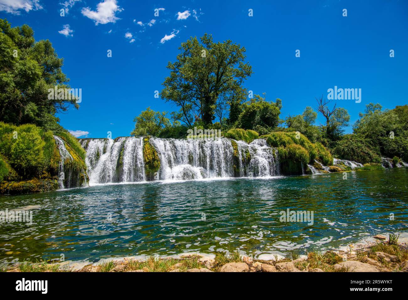Set amidst lush greenery hi-res stock photography and images - Alamy