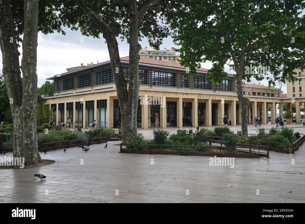 Aix en provence centre hi-res stock photography and images - Alamy