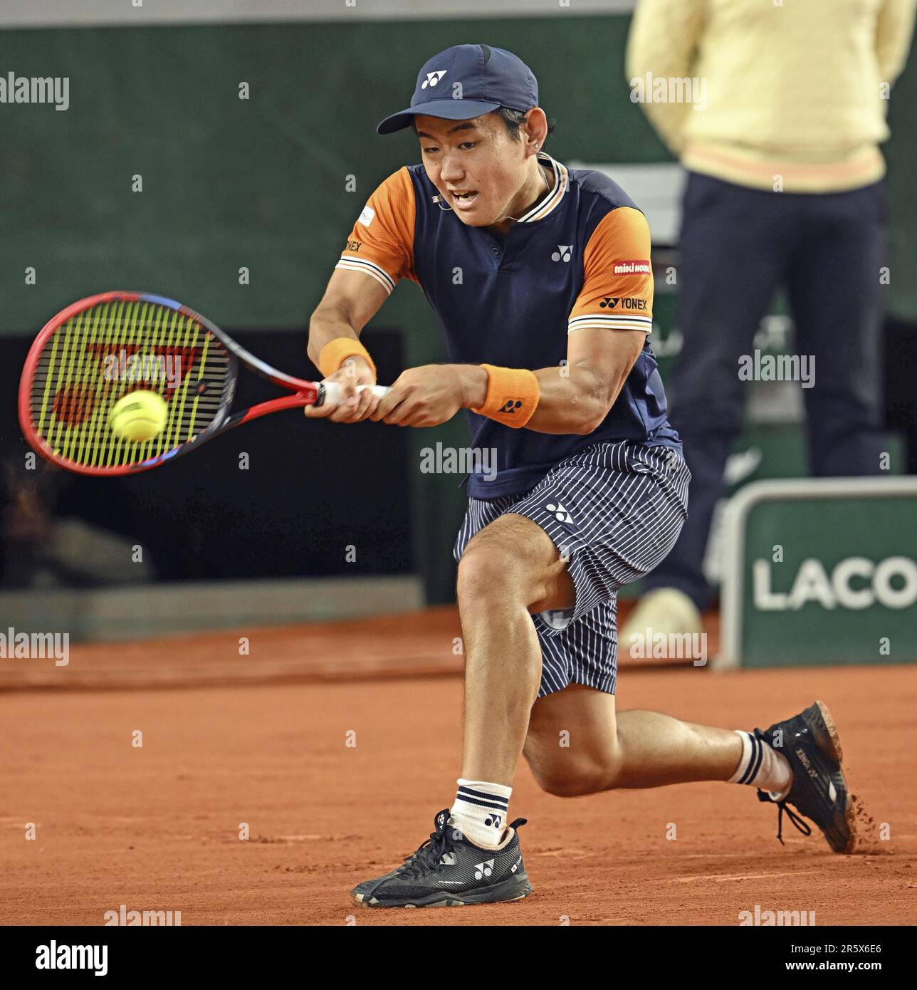 Yoshihito Nishioka of Japan plays against Tomas Martin Etcheverry of  Argentina in a fourth-round mens singles match at the French Open tennis  tournament in Paris on June 5, 2023. (Kyodo)==Kyodo Photo via