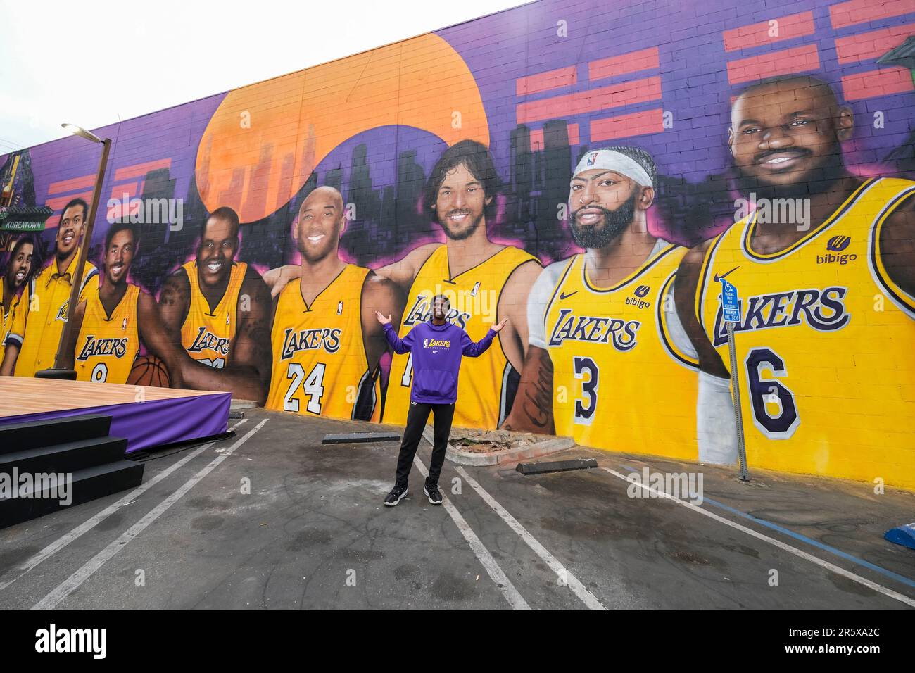 Lakers jersey hi-res stock photography and images - Alamy