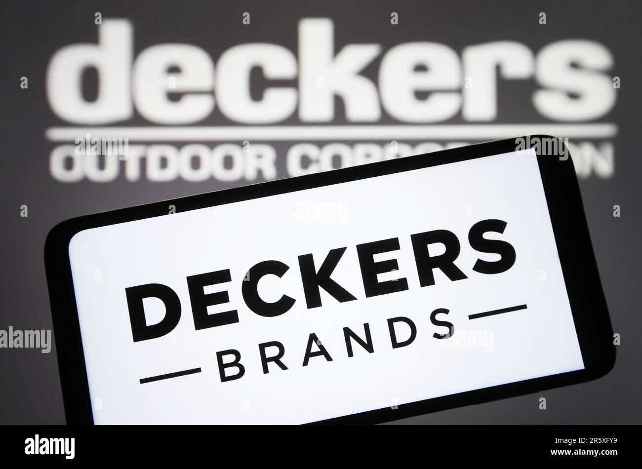 Deckers outdoor corporation hi res stock photography and images Alamy