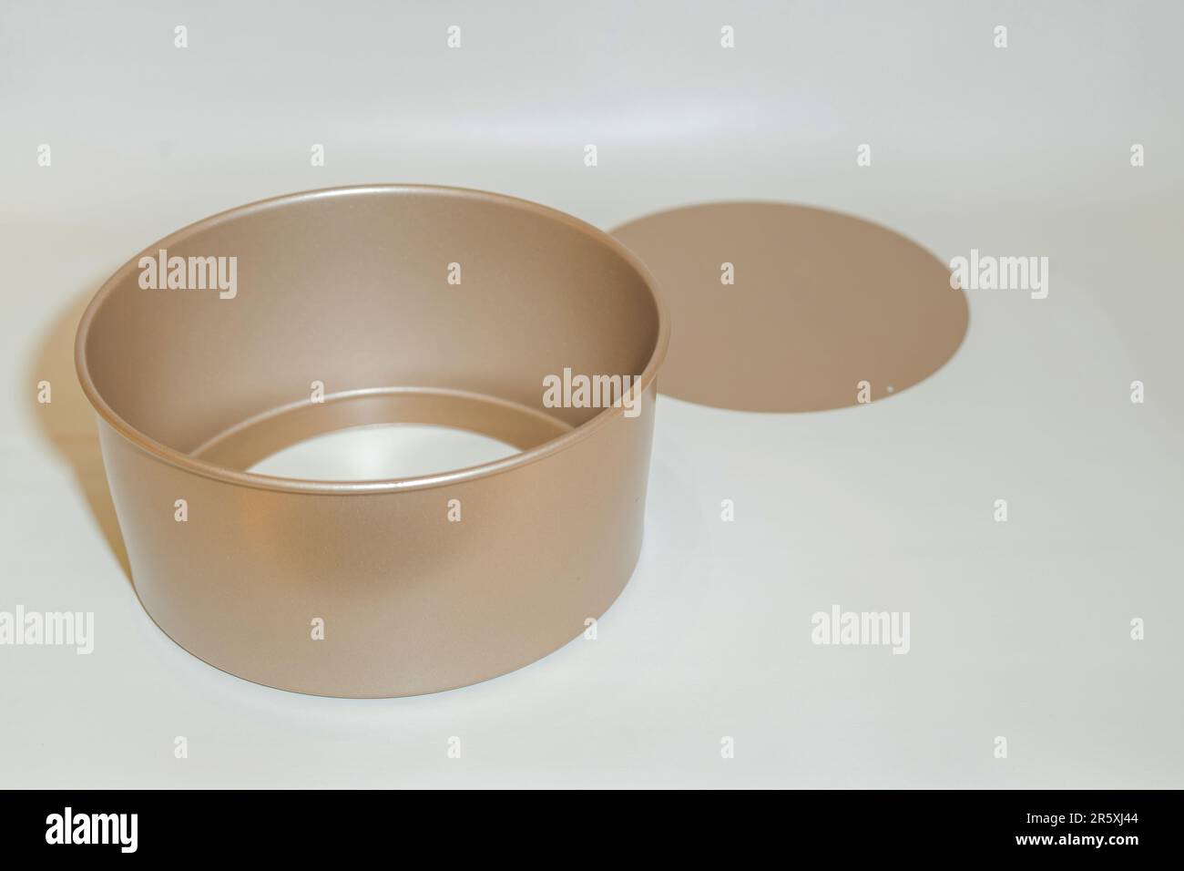 The Round Gold Cake Pan is an elegant and stylish essential for any