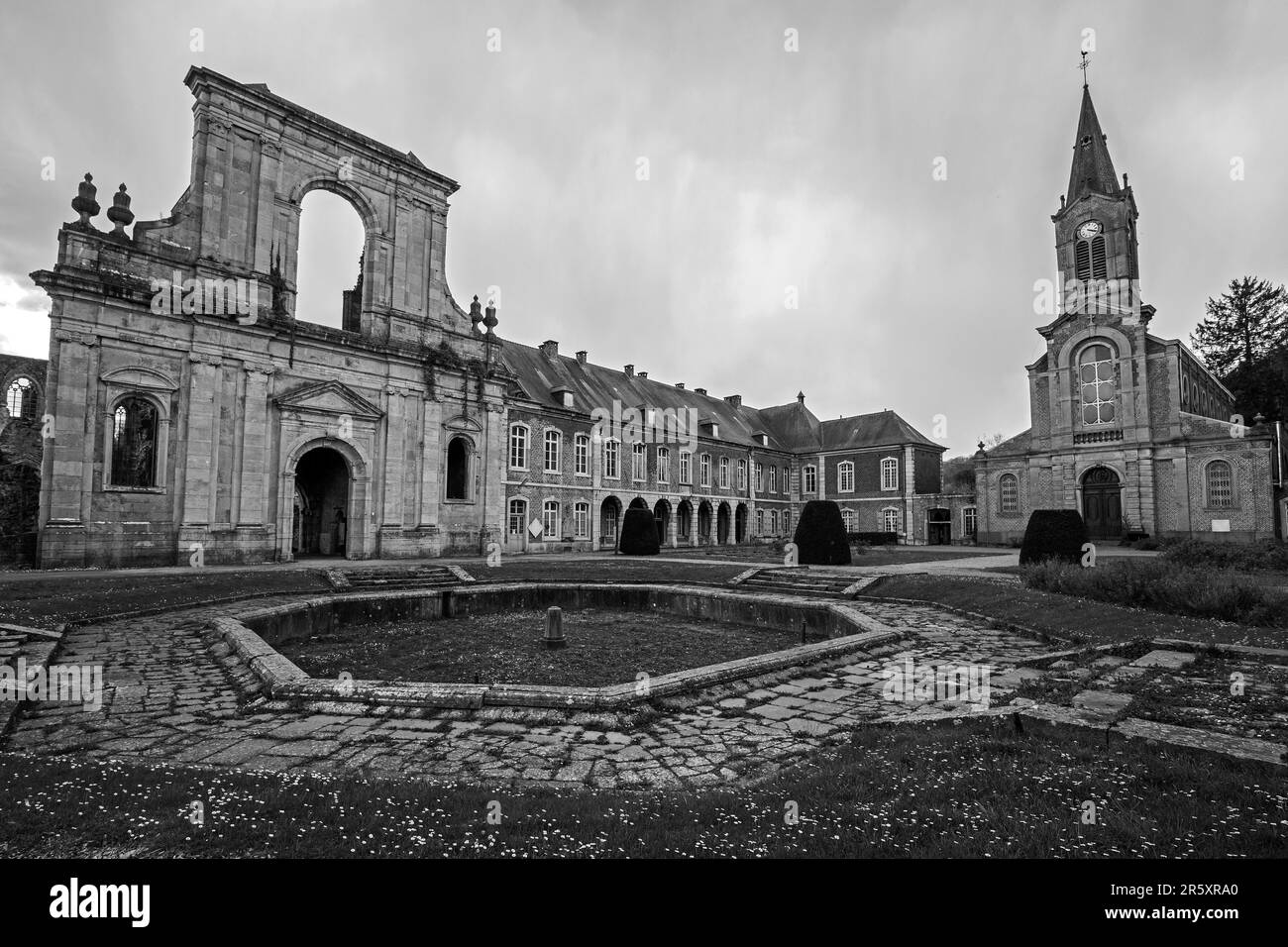 Former Aulne Abbey, Abbay d'Aulne, with Saint Joseph Church near Thuin, Hainaut Province, Belgium Stock Photo