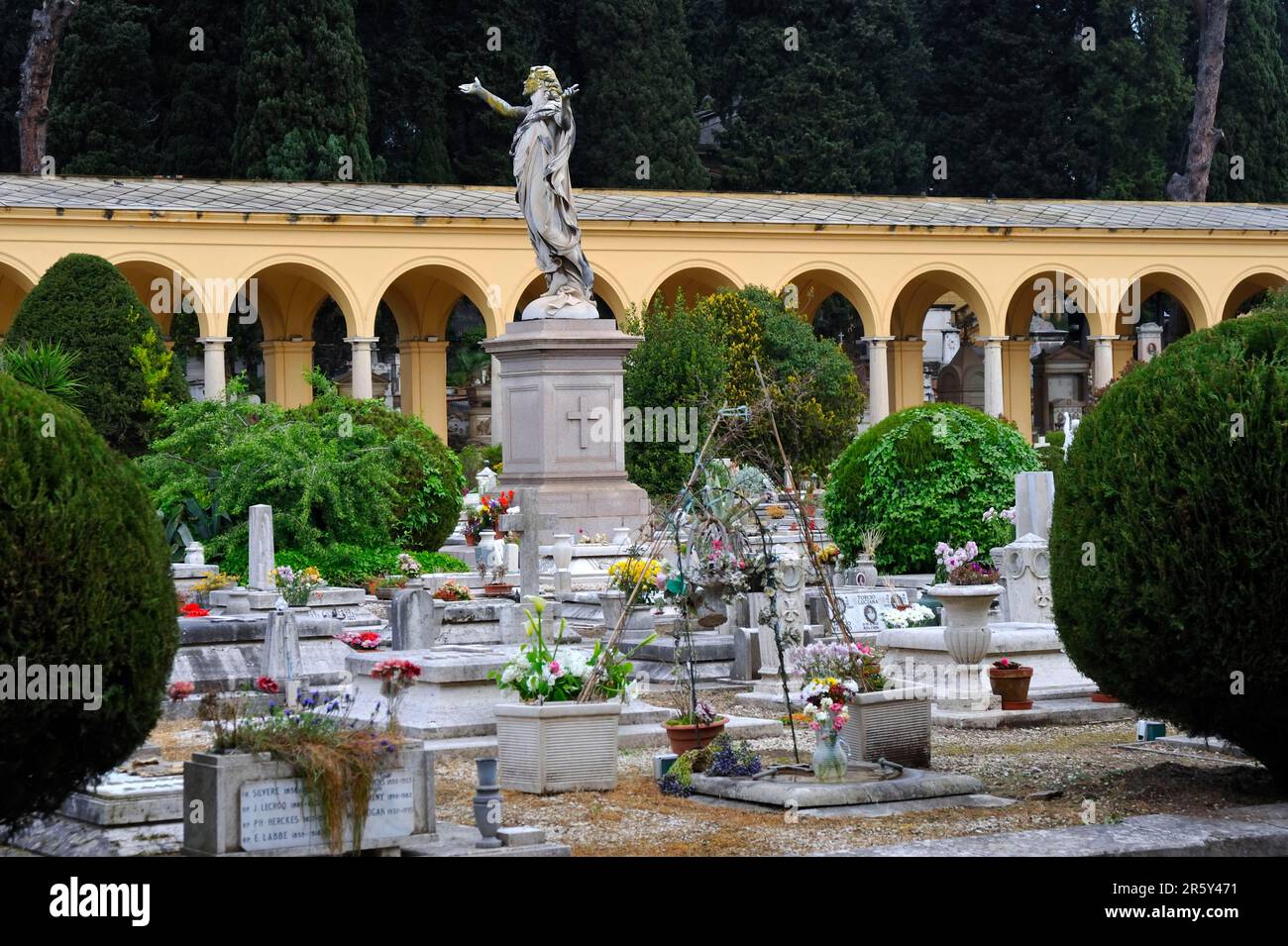 Campo di verano rome hi-res stock photography and images - Alamy