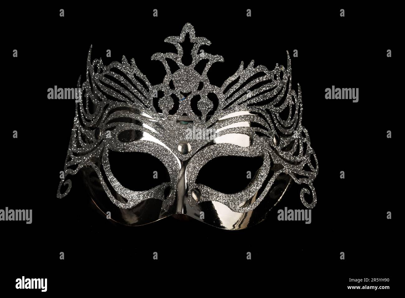 Silver black mask carnival hi-res stock photography and images - Alamy