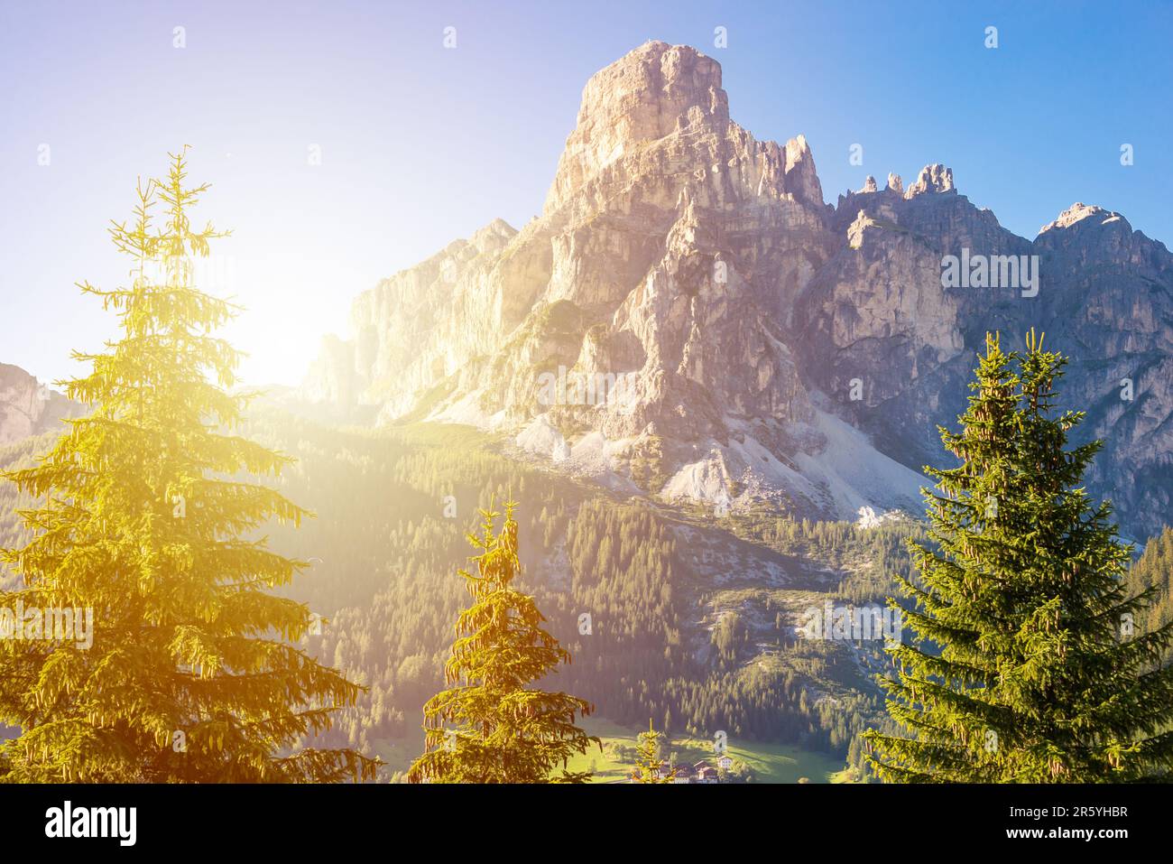 Dolomite alps in northern Italy, beautiful mountain landscape Stock ...