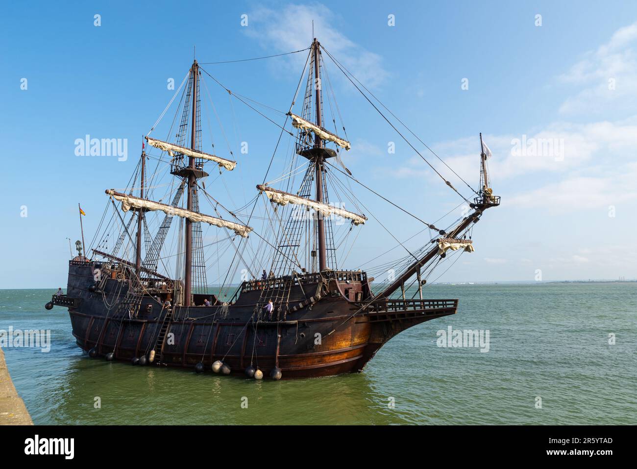 Replica 17th century Spanish galleon leaving Southend Pier, Southend on Sea, Essex, UK. Moving out into the Thames Estuary Stock Photo