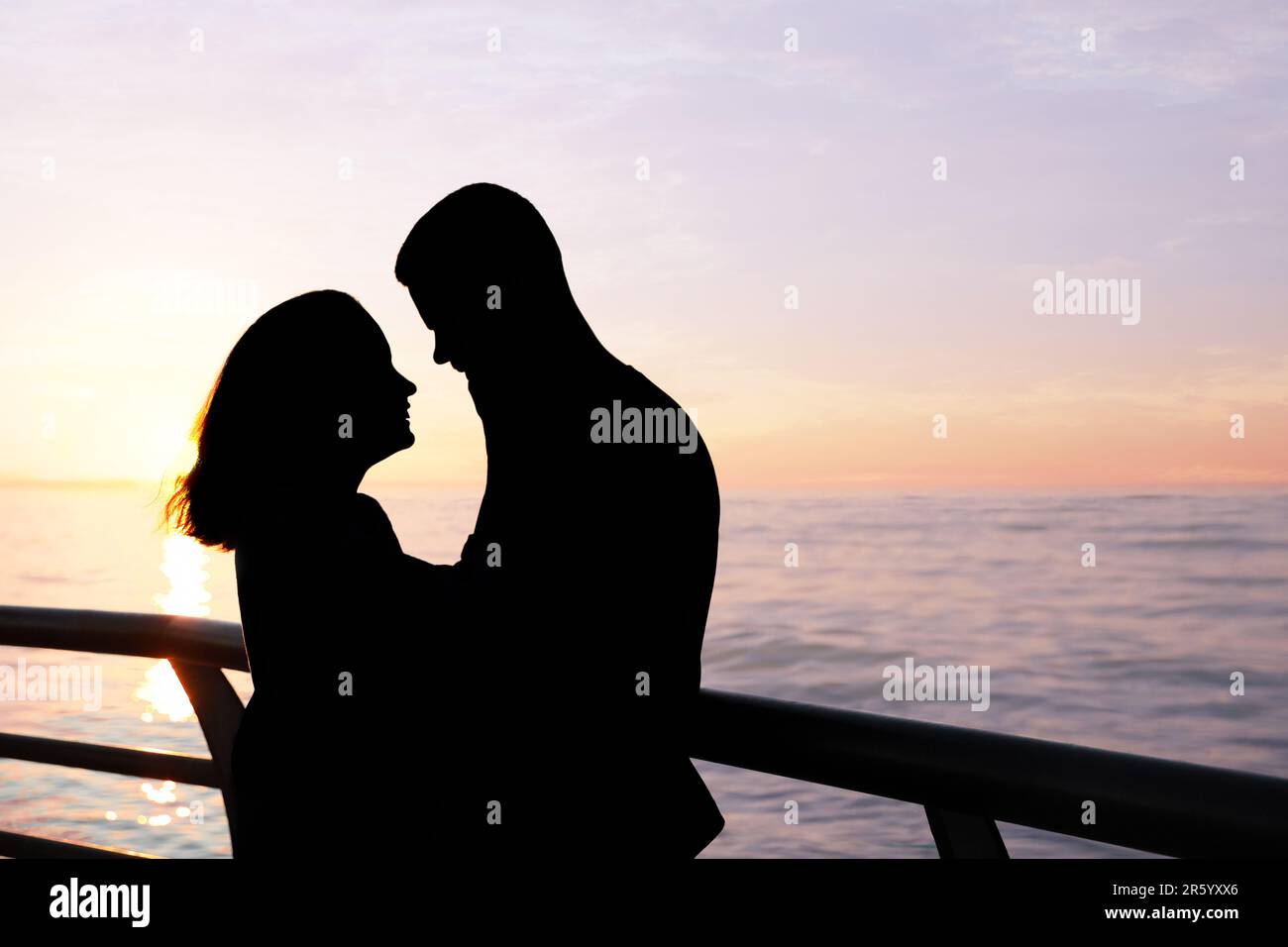 Hugging boyfriend outline hi-res stock photography and images - Alamy