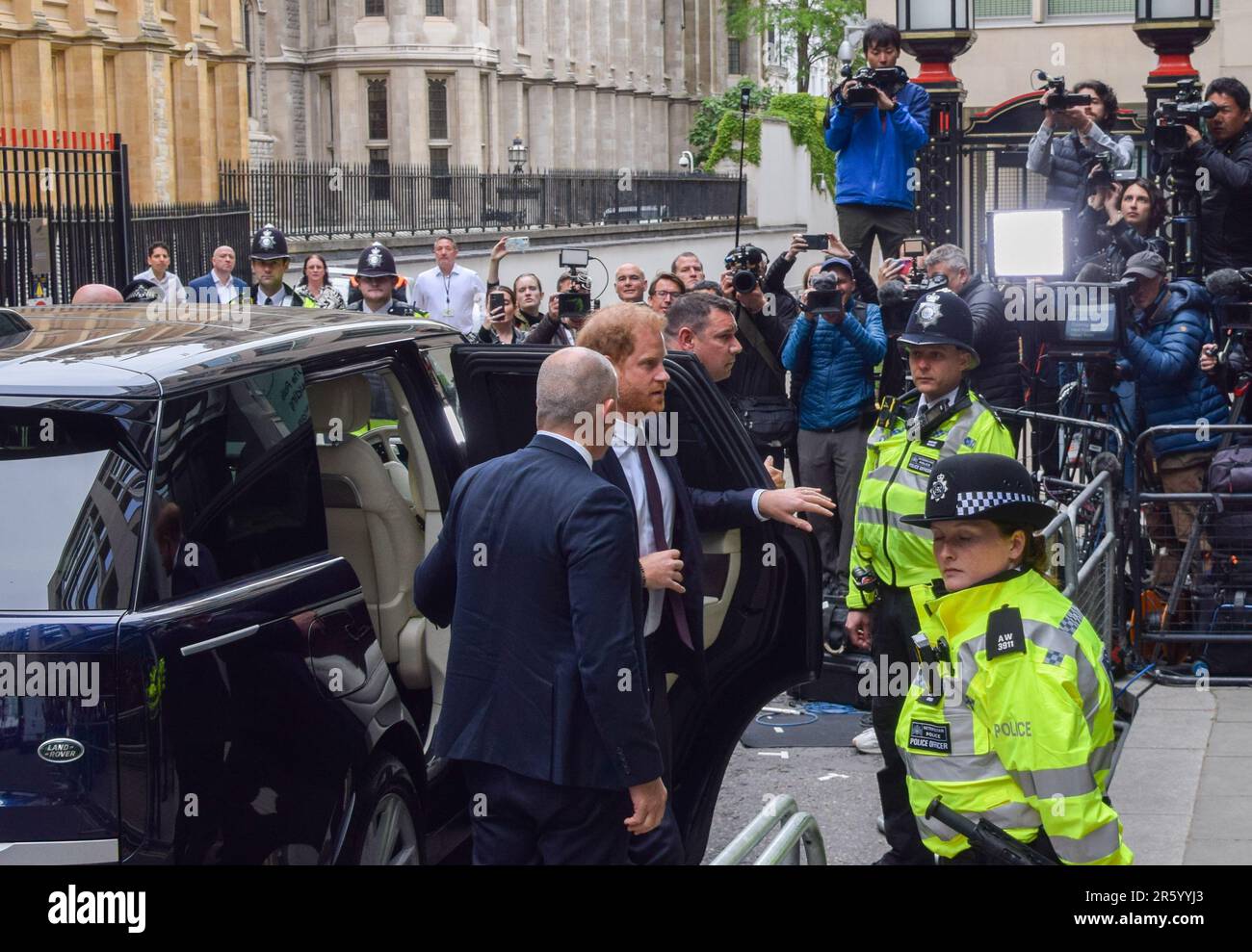 London, UK. 6th June 2023. Prince Harry arrives at High Court, Rolls