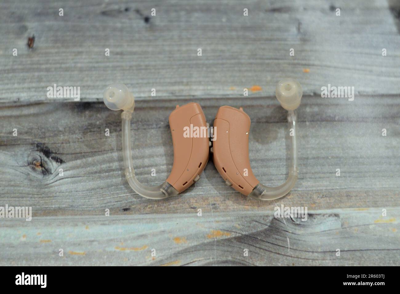 Hearing aid device for seniors adults to improve hearing impairments