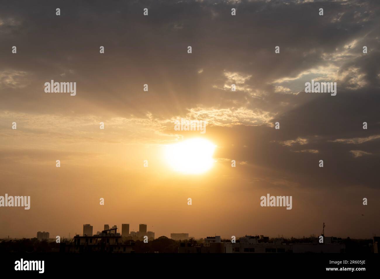 Sunset dramatic sky with clouds Stock Photo - Alamy