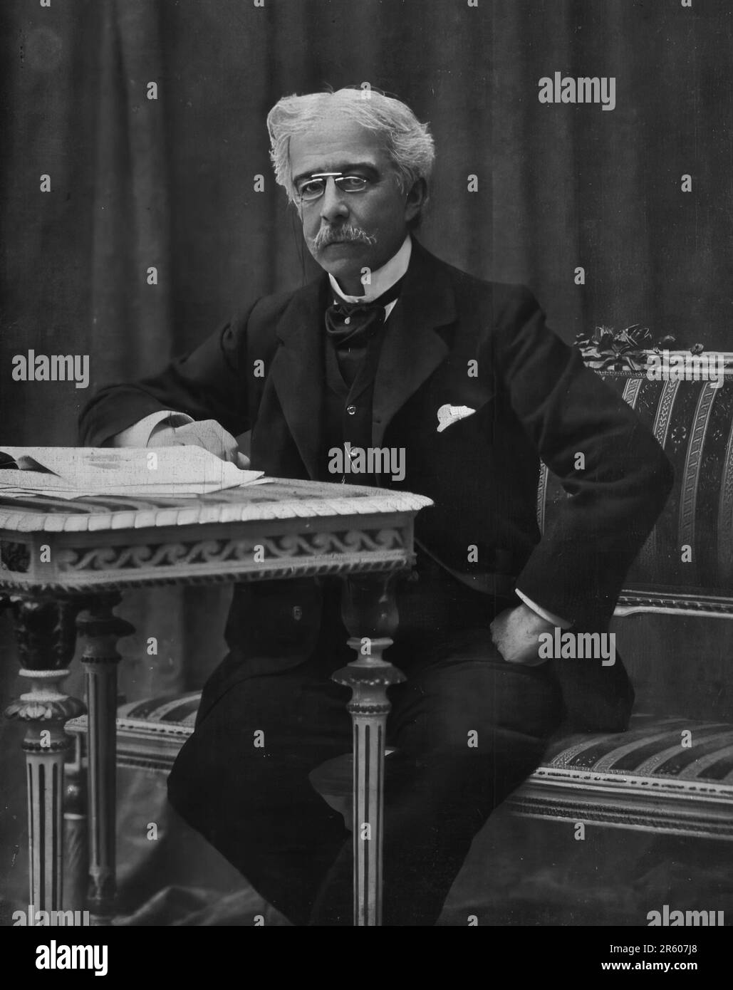 Antonio Fogazzaro was a famous Italian writer and poet who lived from