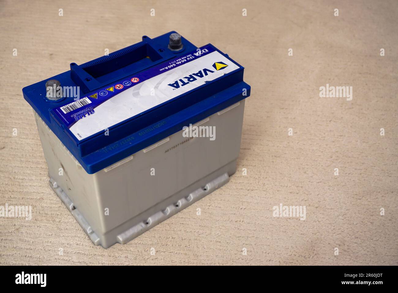 Car Battery - Varta Silver Dynamic High Capacity 12v 63ah shot on white  background Stock Photo - Alamy