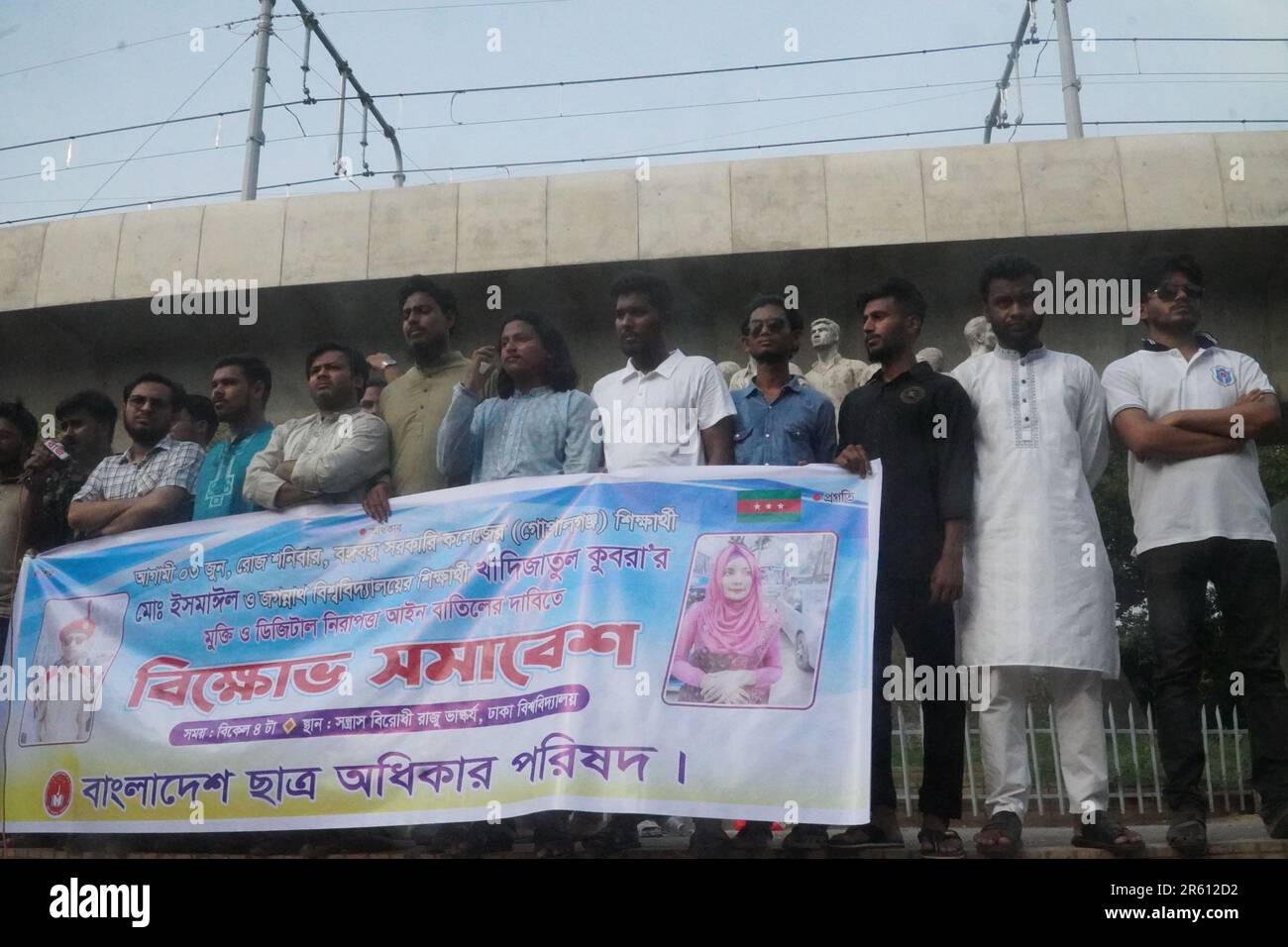 Dhaka, Bangladesh. 03rd June, 2023. Activists and students protest abolishing the Digital Security Act, 2018, a digital security law in front of Anti-Terrorism Raju Memorial Sculpture near Dhaka University. (Photo by MD Mehedi Hasan/Pacific Press) Credit: Pacific Press Media Production Corp./Alamy Live News Stock Photo