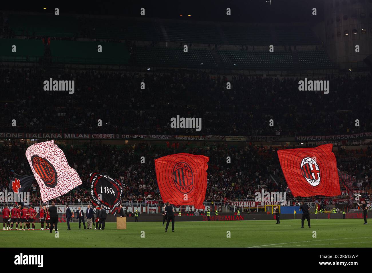 Milan, Italy. 4th June, 2023. Italy, Milan, june 3 2023: Zlatan Ibrahimovic (AC Milan striker) farewell party at the end of soccer game AC Milan vs Hellas Verona, Serie A Tim 2022-2023 day38 San Siro Stadium (Credit Image: © Fabrizio Andrea Bertani/Pacific Press via ZUMA Press Wire) EDITORIAL USAGE ONLY! Not for Commercial USAGE! Stock Photo