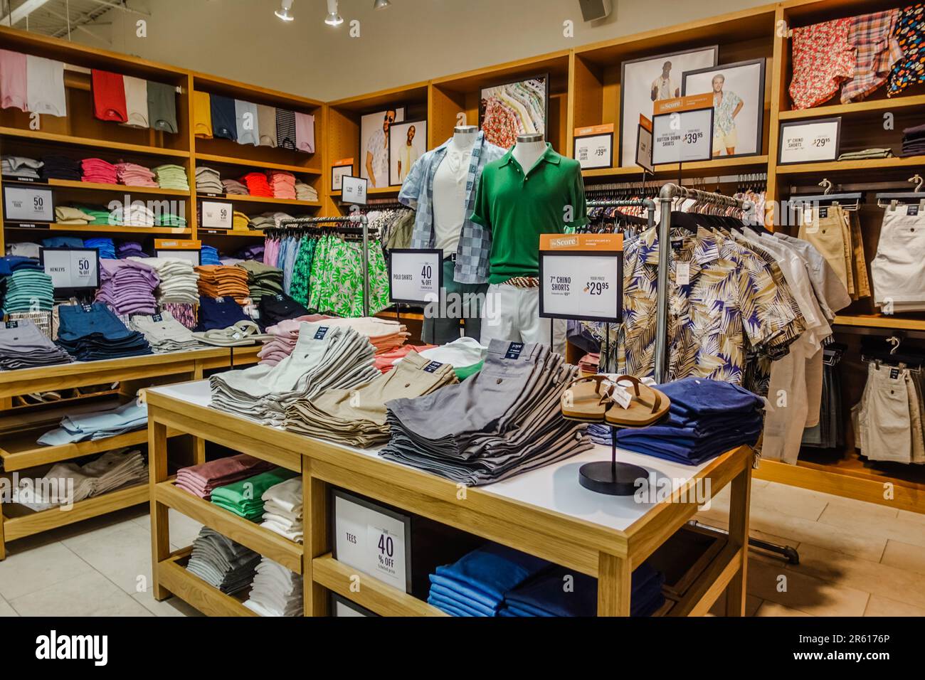 34,100+ Clothing Store Interior Stock Photos, Pictures & Royalty-Free  Images - iStock