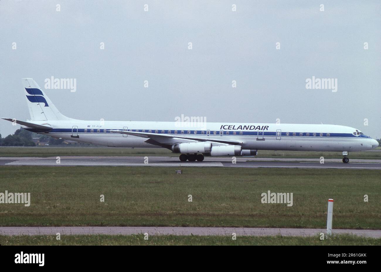 Douglas dc 8 63 hi-res stock photography and images - Alamy