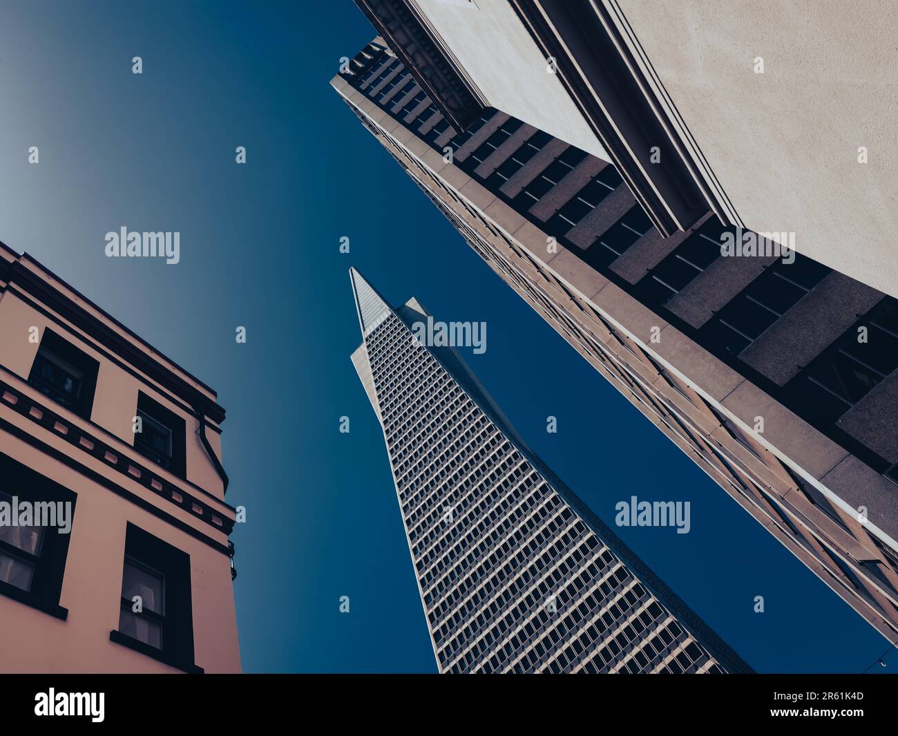 Image showcasing Aquarius Engineers launches Boom Placers for modern high-rise constructions